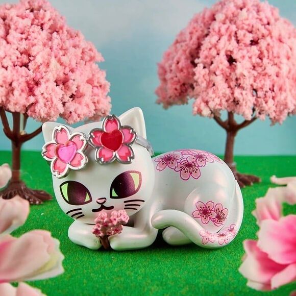 tokidoki Cherry Blossom Cats Series Full Set w/Chaser - Picture 9 of 10